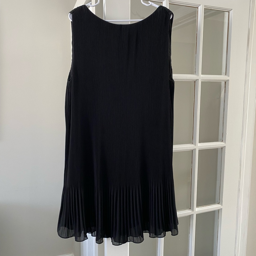 H&M Black Pleated Sleeveless Mini Dress - Size XL - NWOT